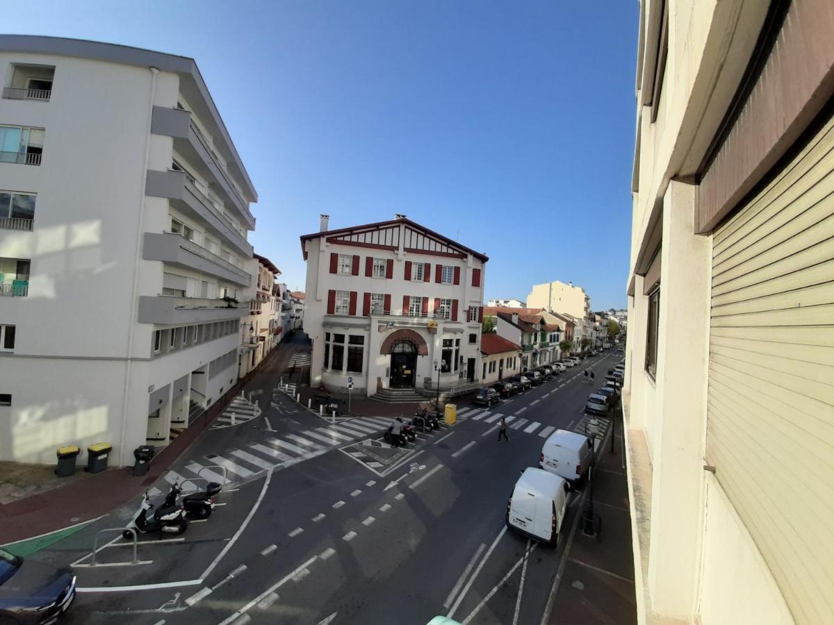 Appartement Confortable En Plein Centre De Saint-Jean-De-Luz, A Deux Pas De La Plage Et Des Commerces - Fr-1-239-586 Exterior foto